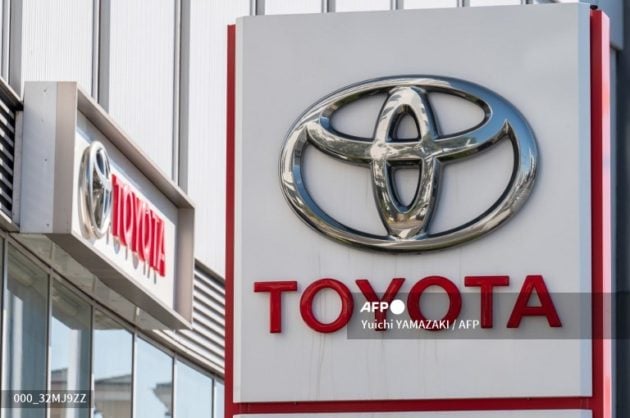 Toyota's full-year net profit beats forecast
