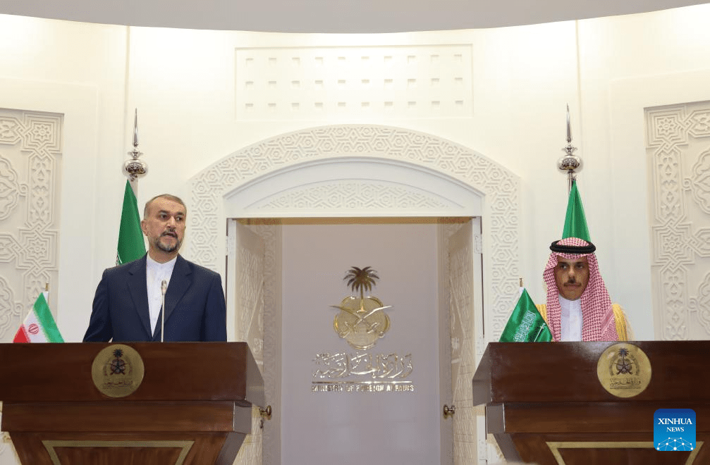 Iranian FM says ties with Saudi Arabia 