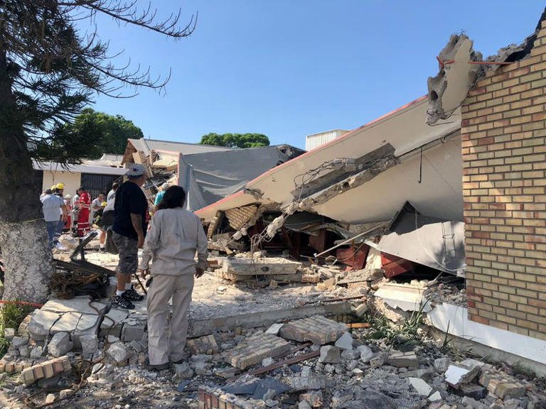 Death toll rises to 11 in Sunday Mexico church collapse