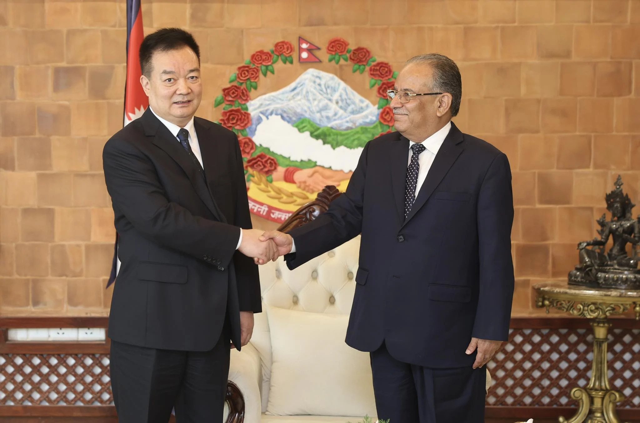 PM Dahal and CPC Tibet Secretary Wang meet