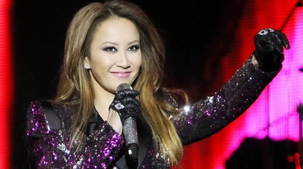 Coco Lee: Disney star and pop singer dies at 48