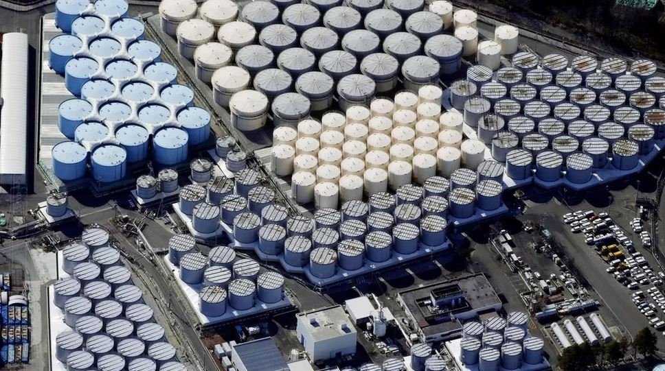 Fukushima nuclear disaster: UN watchdog approves plan for water release