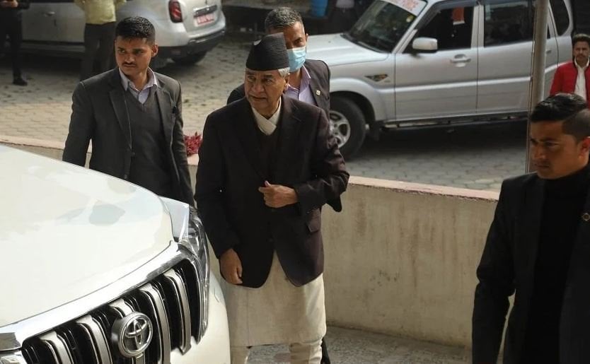 Deuba reaches Baluwatar for discussion to reorganize Cabinet