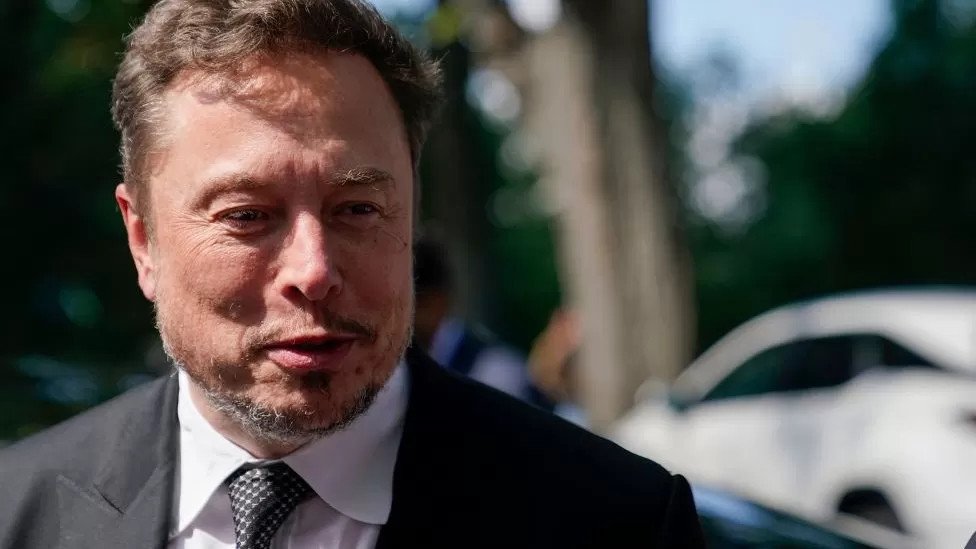 Elon Musk warns AI could lead to human extinction