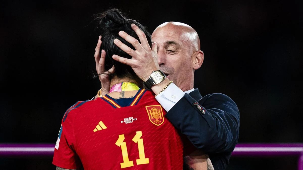 Luis Rubiales resigns as president of Spanish FA over Jenni Hermoso kiss