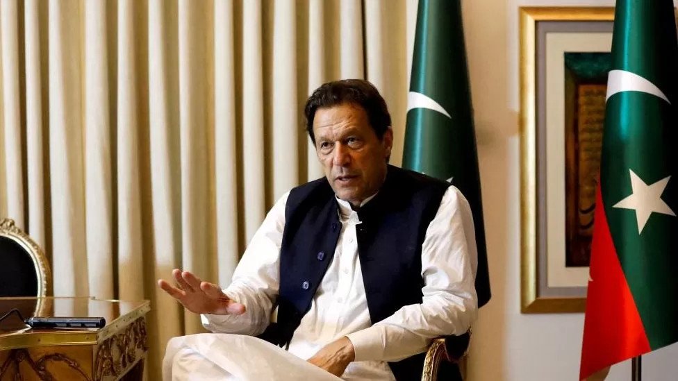 Pakistan: Imran Khan barred from politics for five years