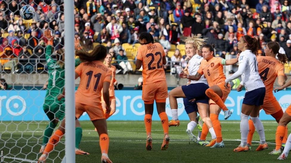 Lindsey Horan denies Netherlands famous World Cup win