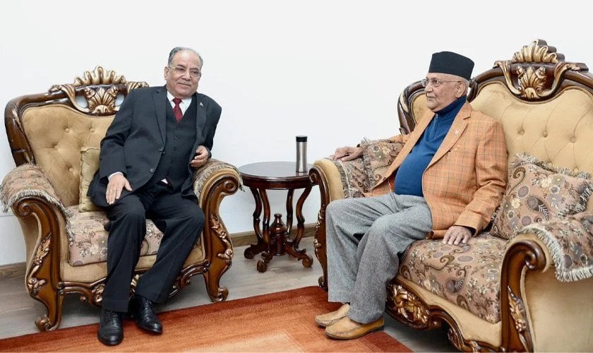 PM Dahal and Oli meet in Singha Durbar