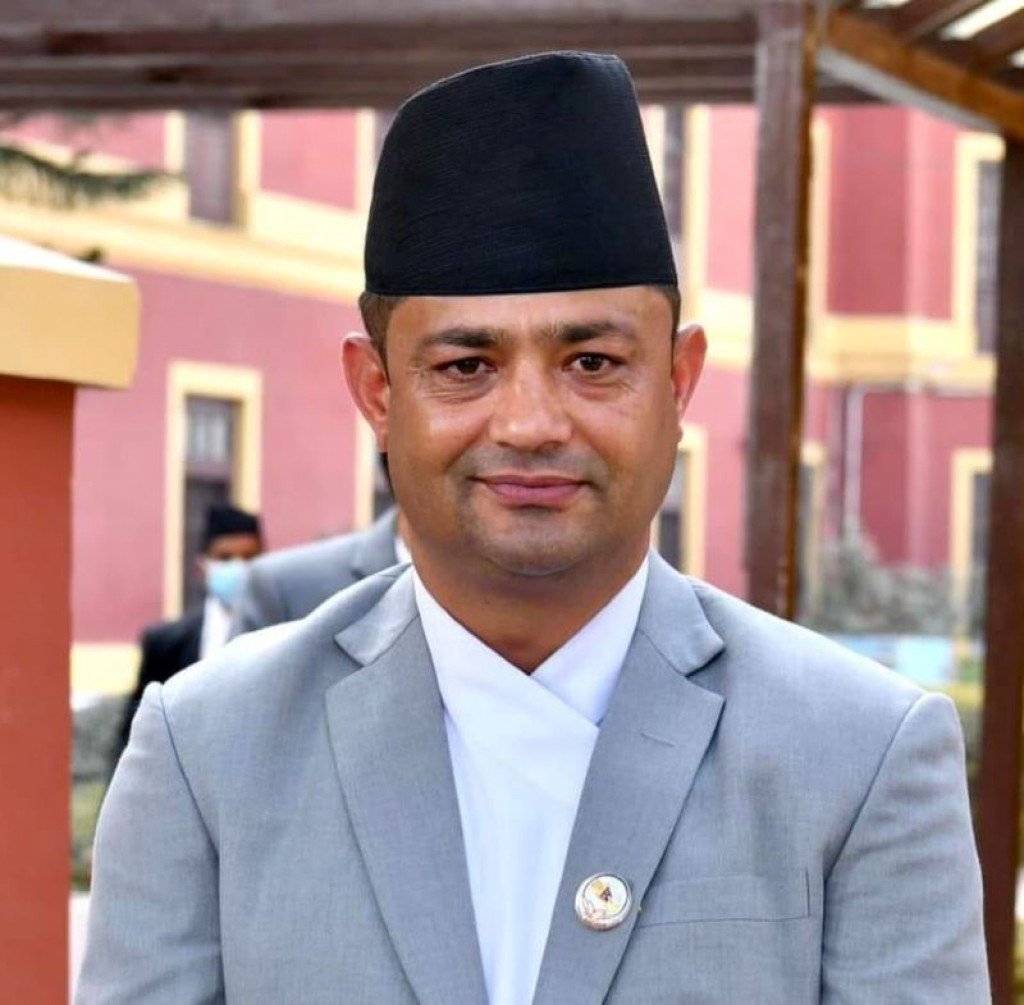 UML Chief Whip demands to cut PM Secretariat's employee quotas