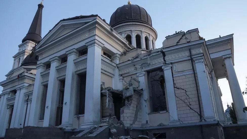 At least one killed in New Russian strikes on Odesa