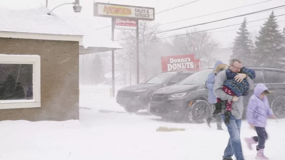 US storm: Dozens dead as big freeze grips North America