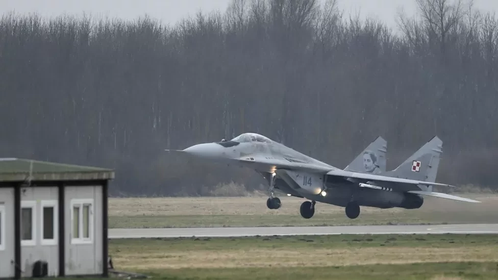 Poland to send four fighter jets to Ukraine 'in coming days'