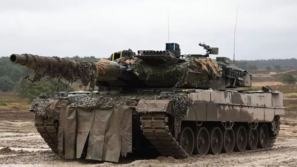 Ukraine war: Germany sends much-awaited Leopard tanks