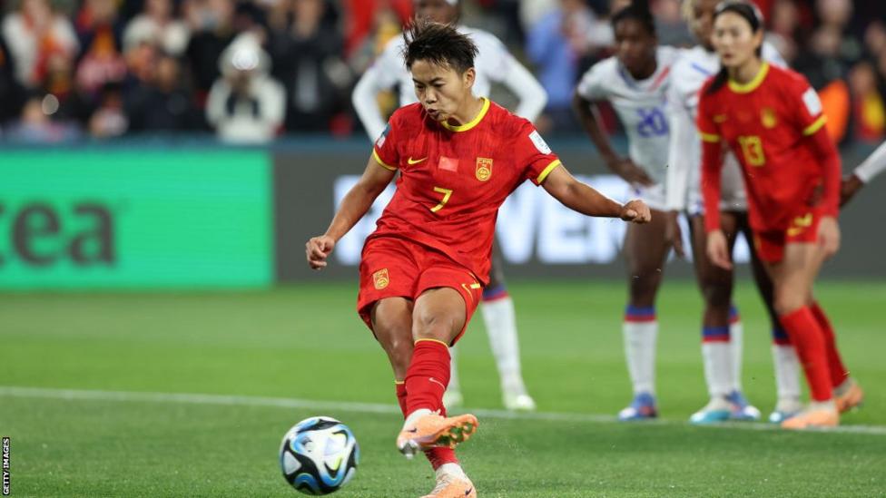 China beats Haiti despite first-half red card