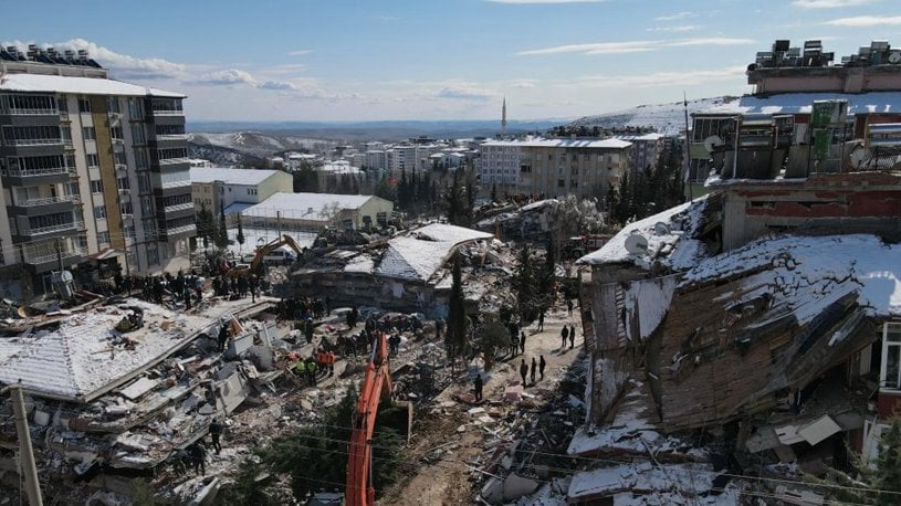 Quake death toll surpasses 15,000 in Turkey, Syria