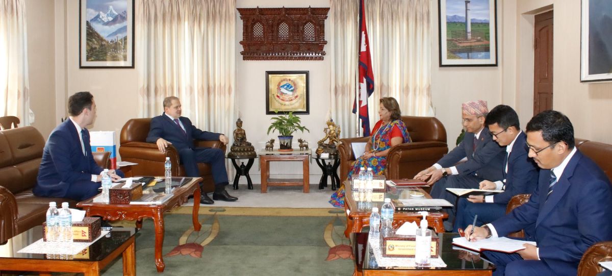 Russain ambassador pays courtesy call on FM Rana