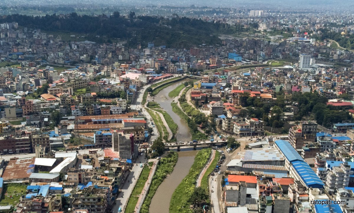 SC ruling alarms Kathmandu riverbank residents (Photos)