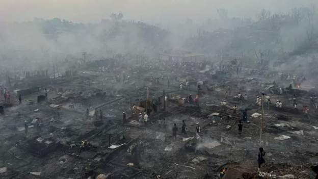 Bangladesh: Massive fire in Rohingya camp, 12 thousand homeless