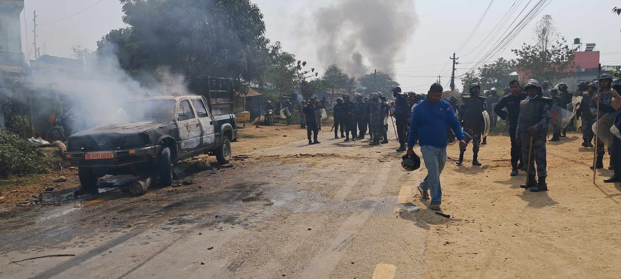 Nawalparasi clash: 20 injured, police vehicle set on fire