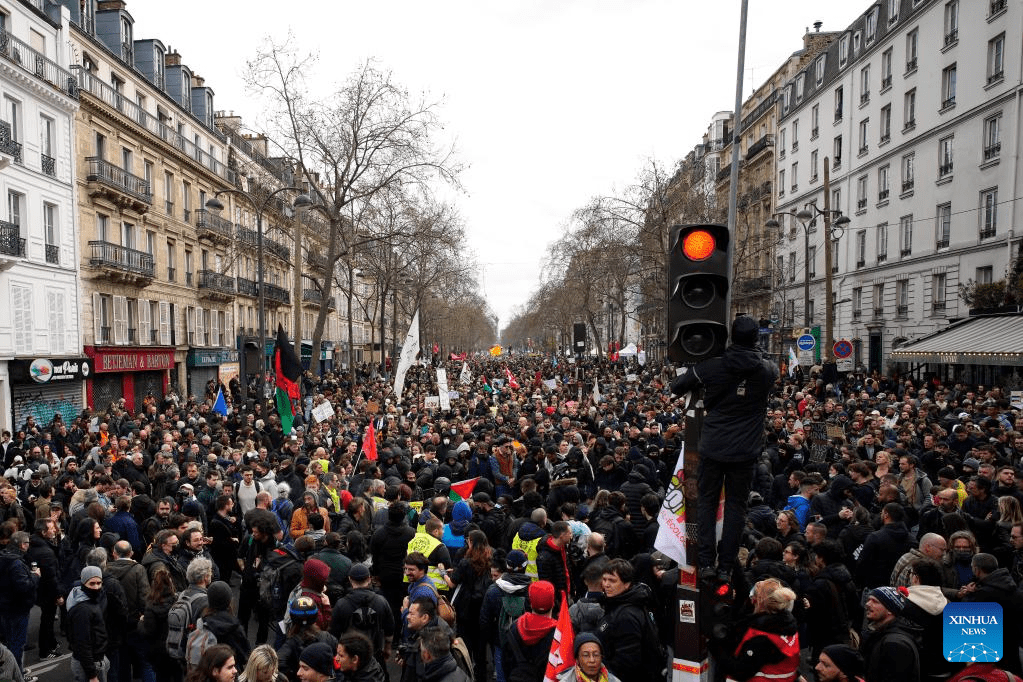 Over 1 mln protest against pension reform in France