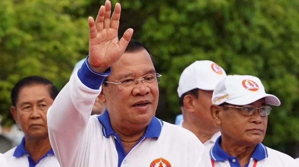 Cambodia's Hun Sen resigns and hands power to son