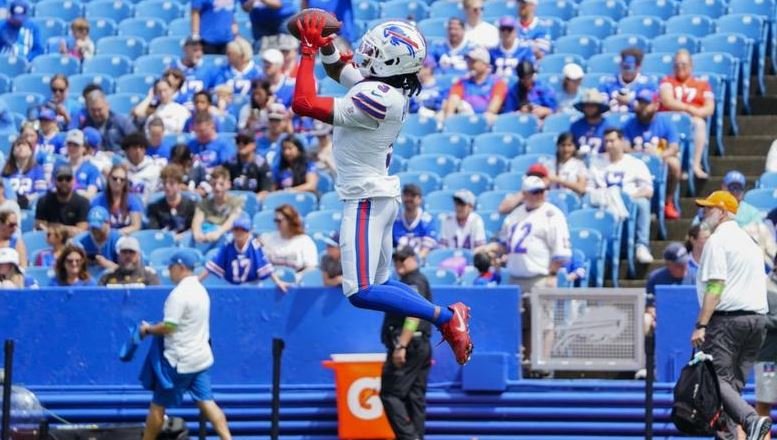 Damar Hamlin plays first Bills game since cardiac arrest