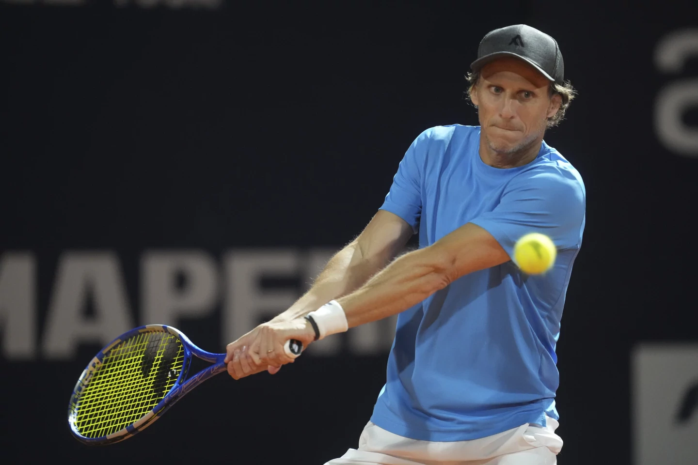 Diego Forlán’s debut in professional tennis begins with a doubles loss at the Uruguay Open