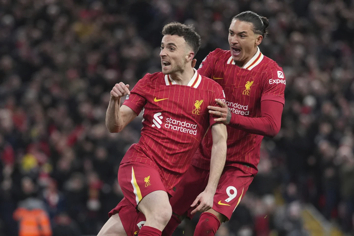 Premier League: Liverpool draws with Fulham, Arsenal held by Everton