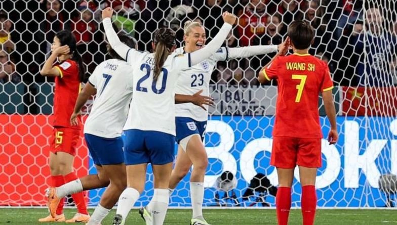 England beat Colombia to reach Women's World Cup semifinals