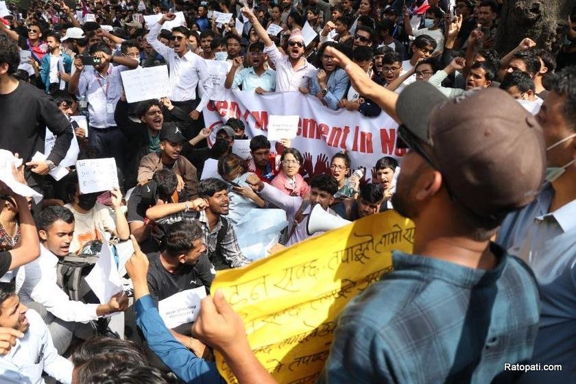 gen-z-protest-(5)_NCDFkTMy50