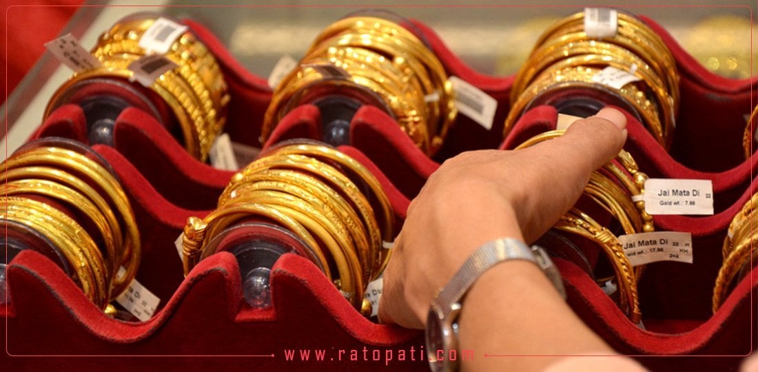 Gold price hits Rs 121,000 per tola with surge of Rs 500 today
