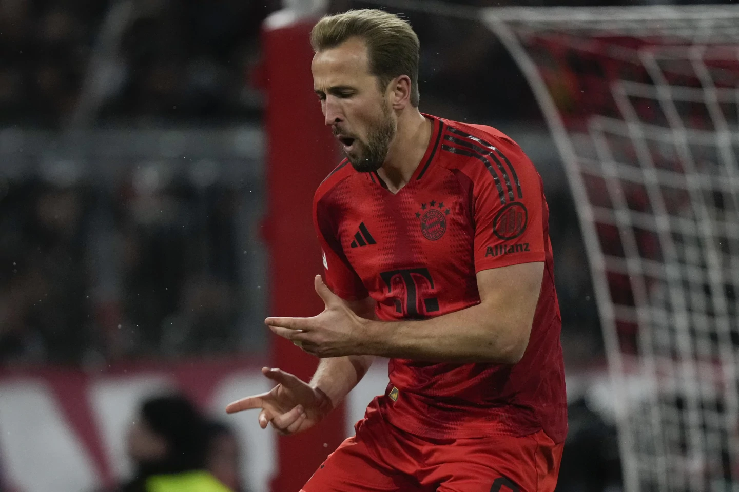 Harry Kane becomes the fastest player to score 50 goals in the Bundesliga