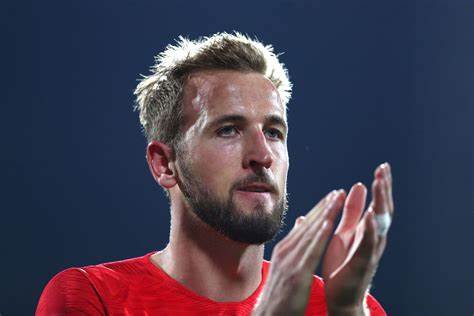 English captain Harry Kane signs with Bayern Munich