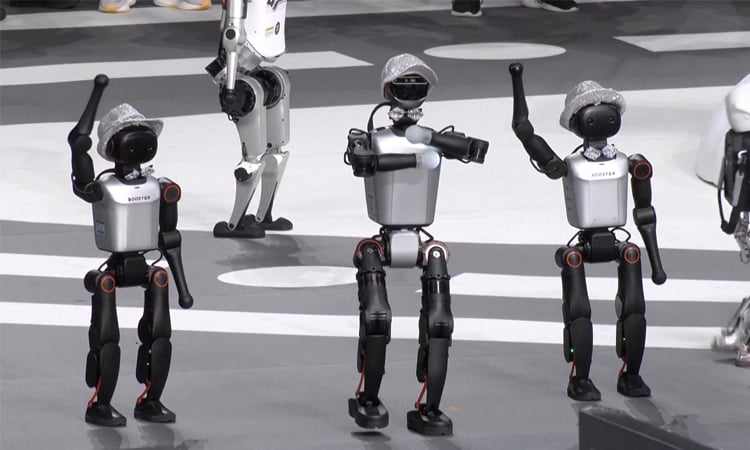 World's first humanoid robot games begin in China
