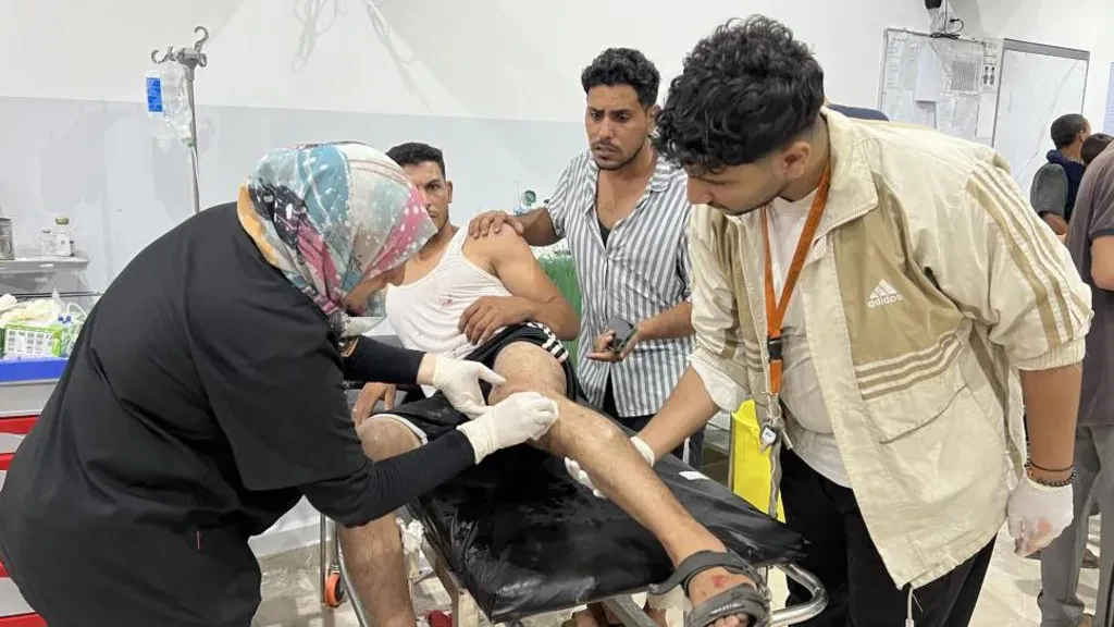 Israeli shelling of Gaza school kills at least 15