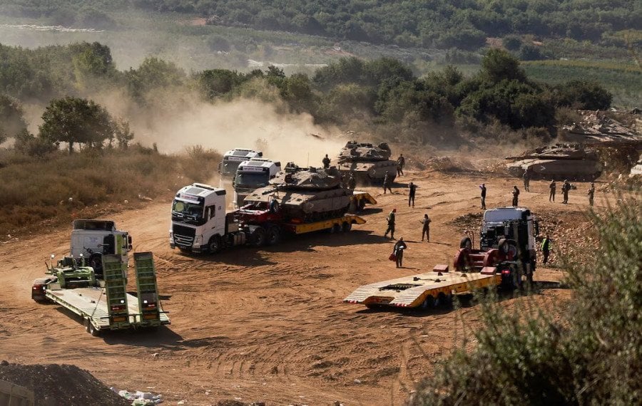 Israeli forces fire at UN peacekeeper positions in south Lebanon, peacekeepers say