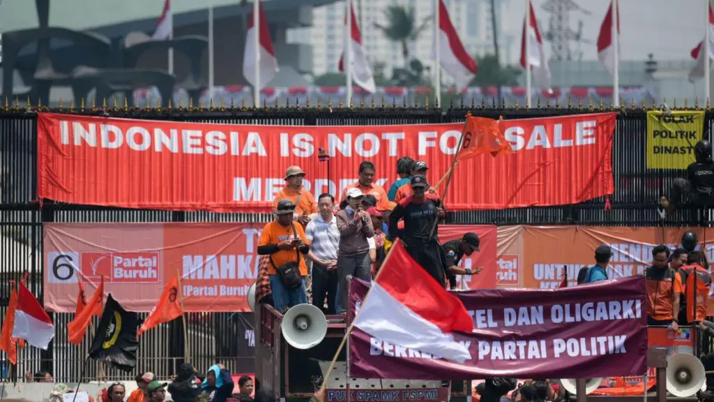 Election law changes spark mass protests in Indonesia