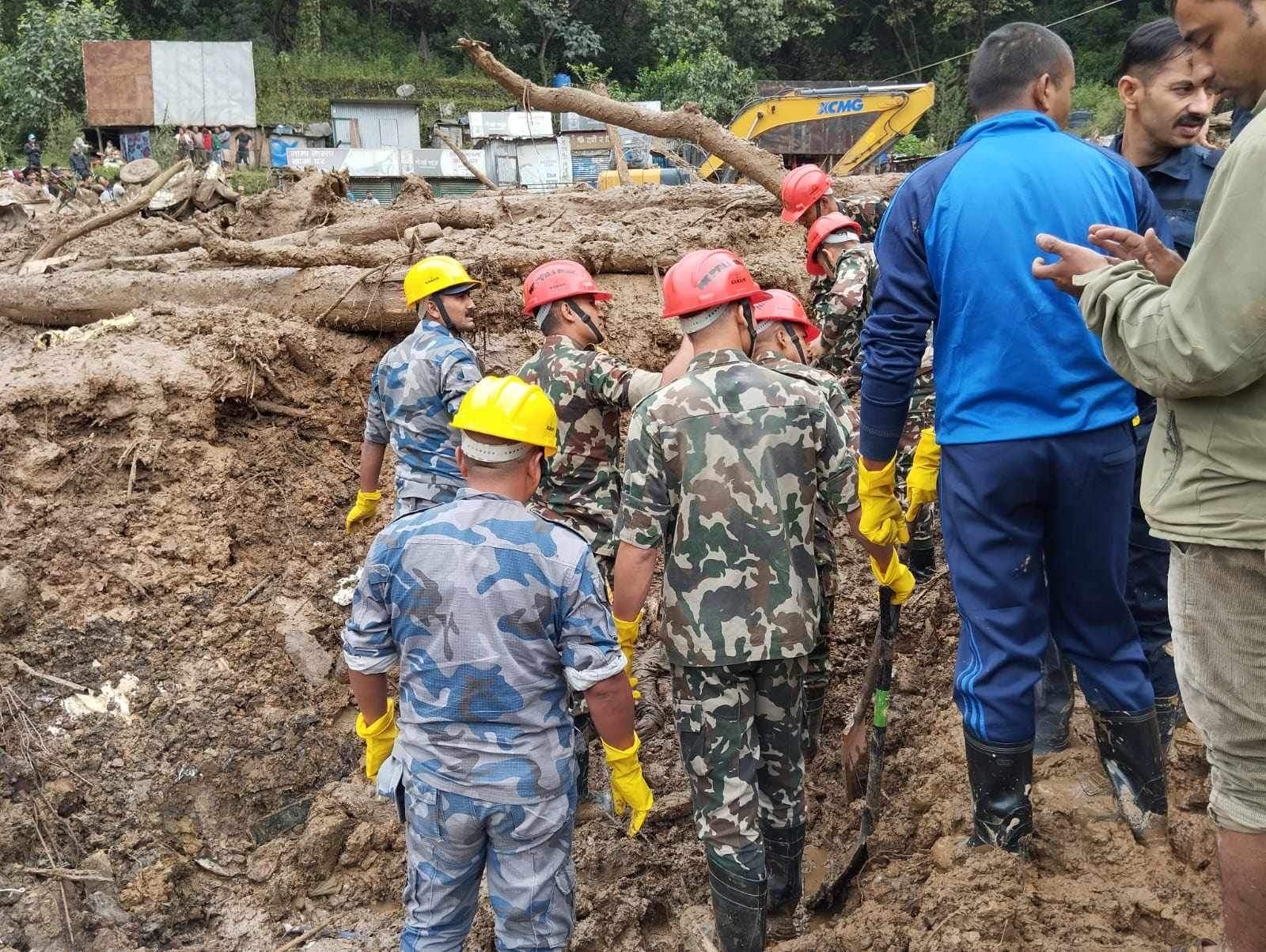 Search in Jhayple Khola resumes, vehicles allowed to pass through on rotational basis