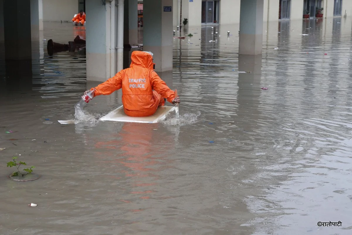 Kalimati Police Circle submerged (photos)