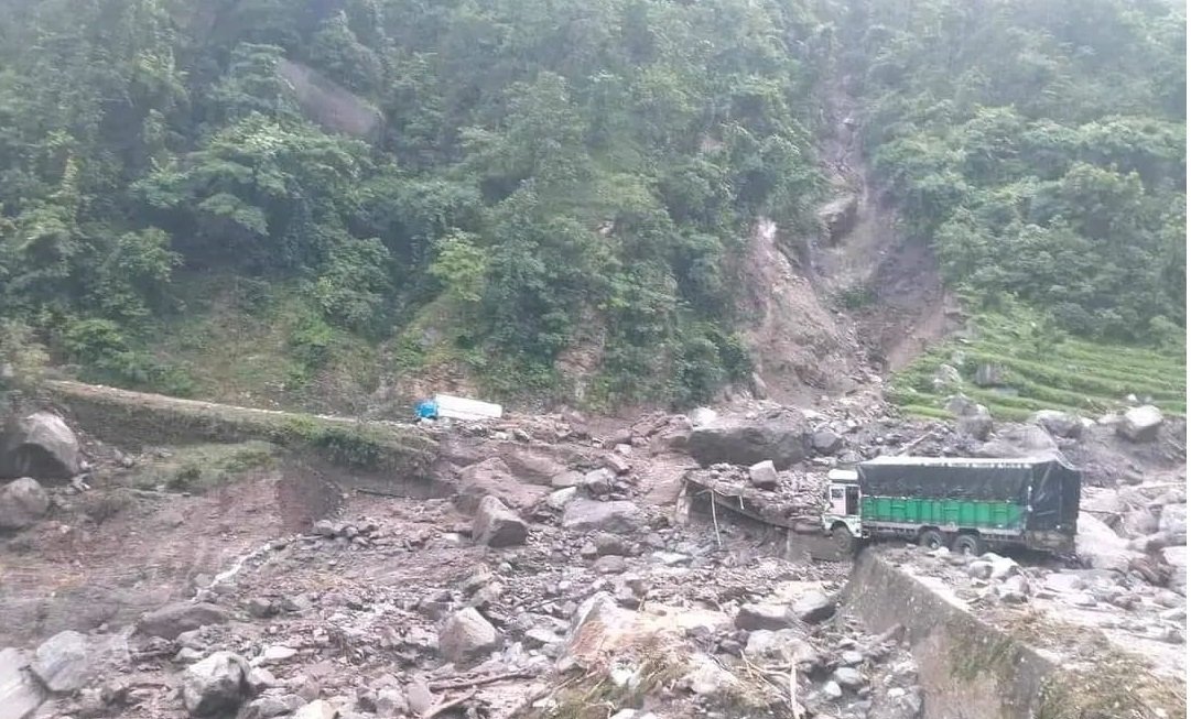 Karnali Highway landslide2