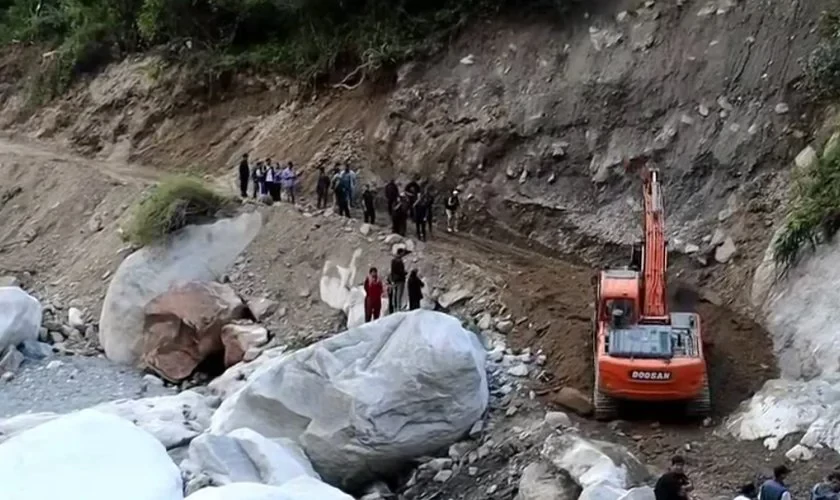 Kulekhani-Sisneri road opens