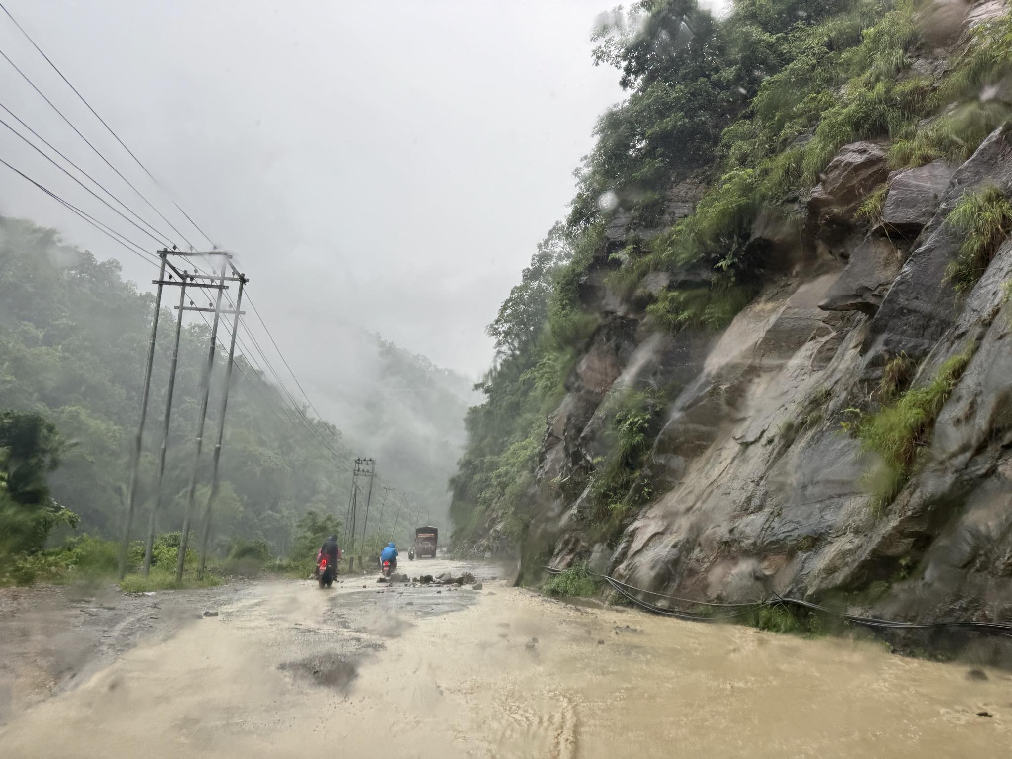 Major highways still blocked due to floods and landslides (with list)