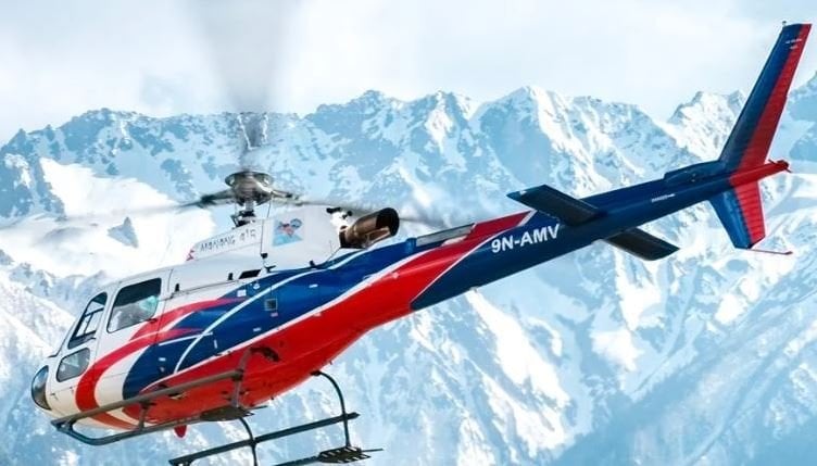 Manang Air Helicopter heading to Kathmandu crashes