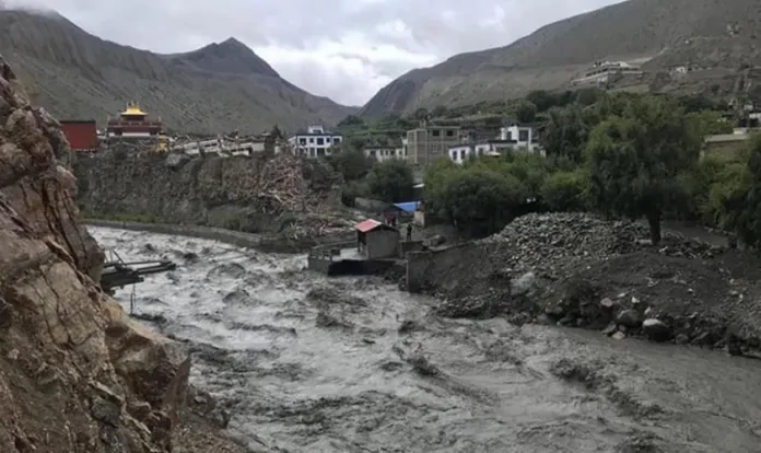 Heavy rainfall in Mustang and Manang
