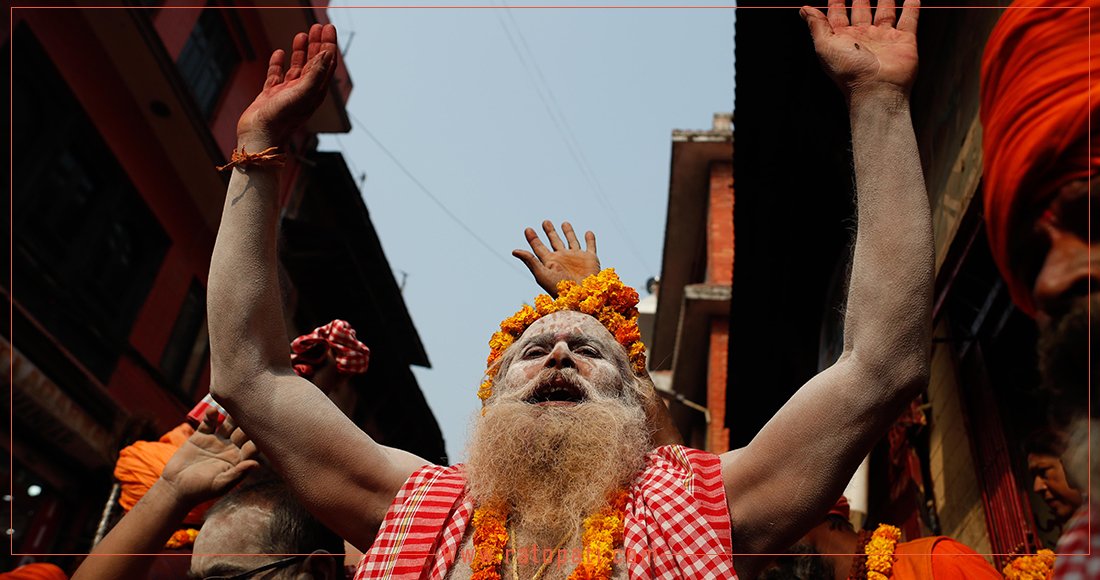 Naga Babas begin arriving in Pashupatinath (photos)