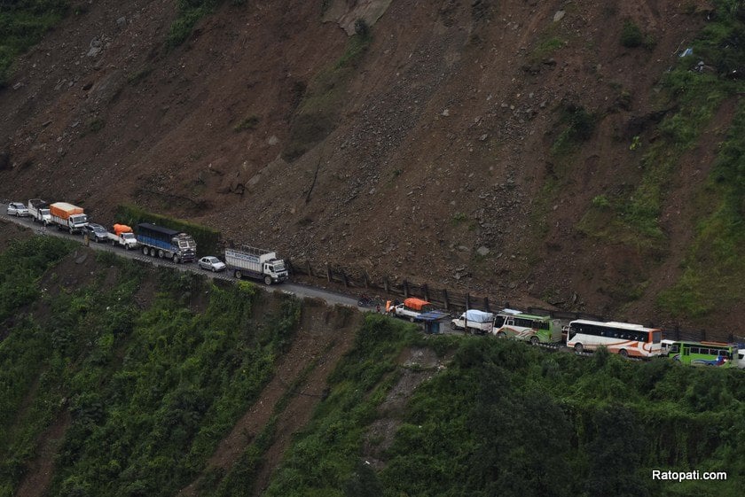 Two-way traffic blocked due to landslide in Nagdhunga