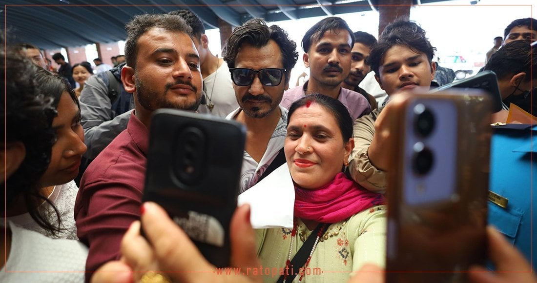 Nawazuddin Siddiqui welcomed by fans upon arrival in Nepal (Photos)