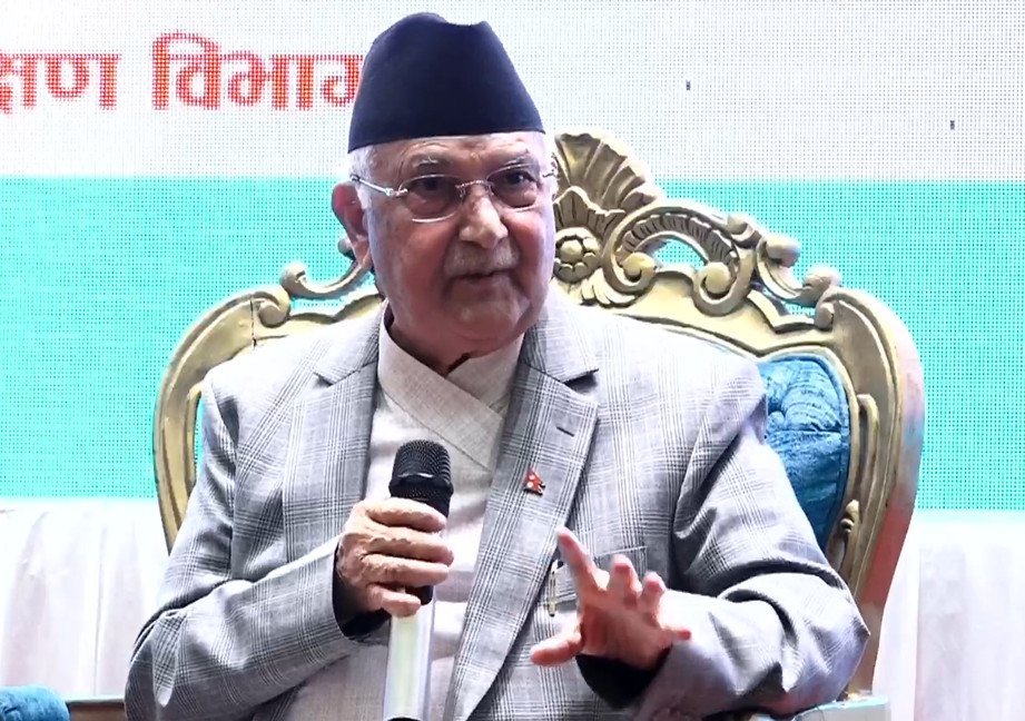 PM Oli giving directive to ministry secretaries