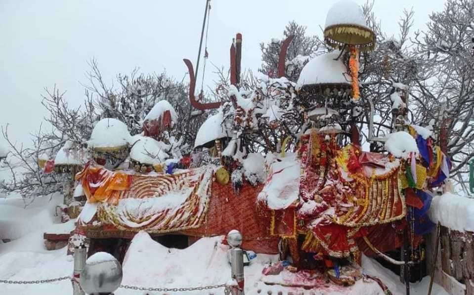 Snowfall in high altitude of Taplejung including Pathibhara