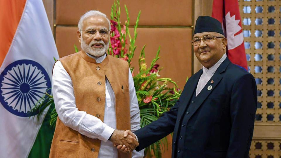 PM Oli meets Indian PM Modi informally